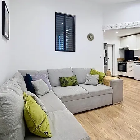 Apartamento ALOHA La Ciotat Climatisé 4pers 2 lits Centre ancien à 1mn du port
